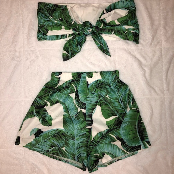 Tropical Print Bandeau Top with Shorts - Picture 1 of 3